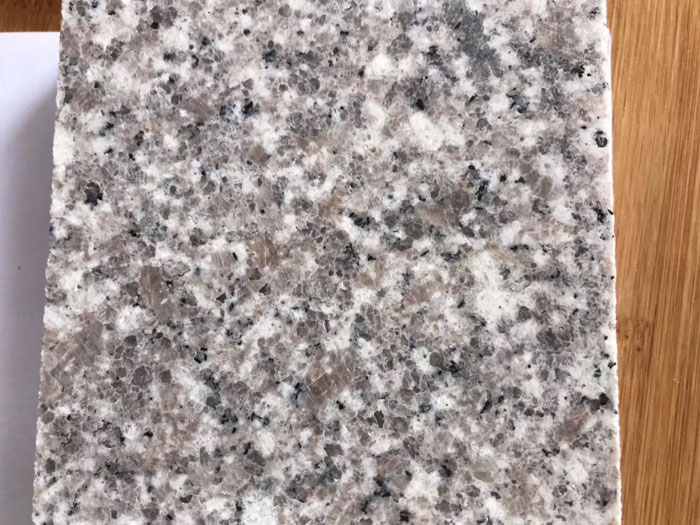 光面白锈石花岗岩